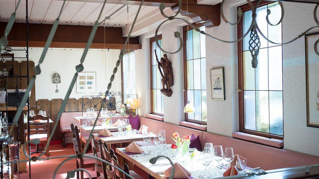 Hotel Restaurant Krehl'S Linde Stuttgart Bagian luar foto