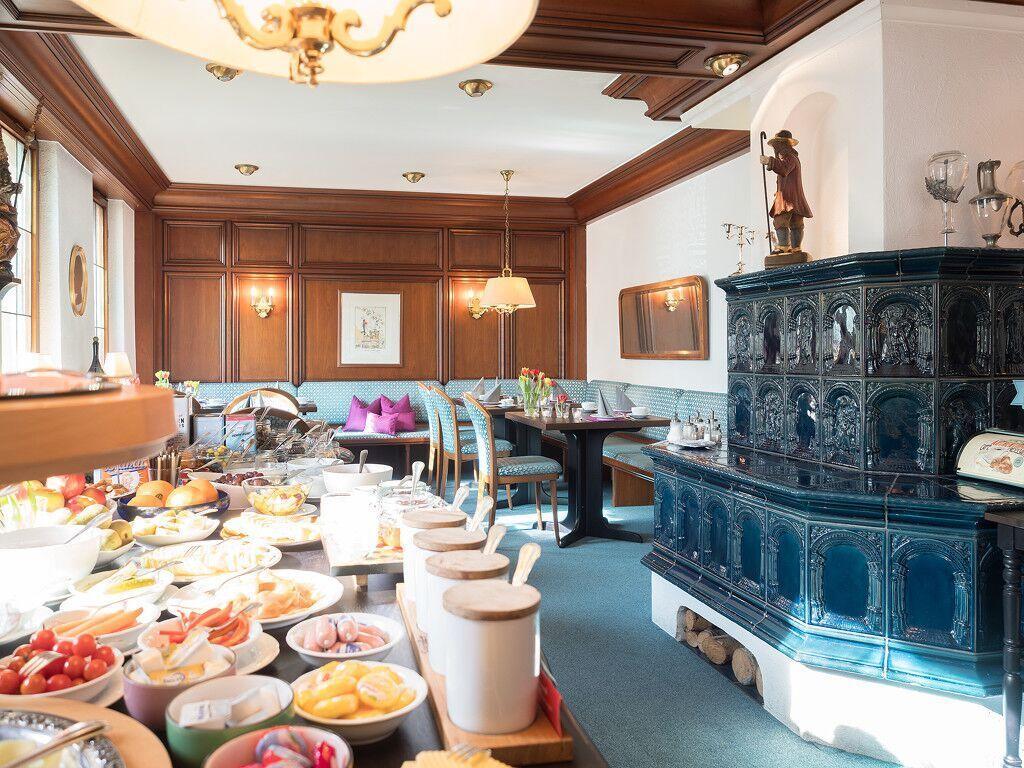 Hotel Restaurant Krehl'S Linde Stuttgart Bagian luar foto